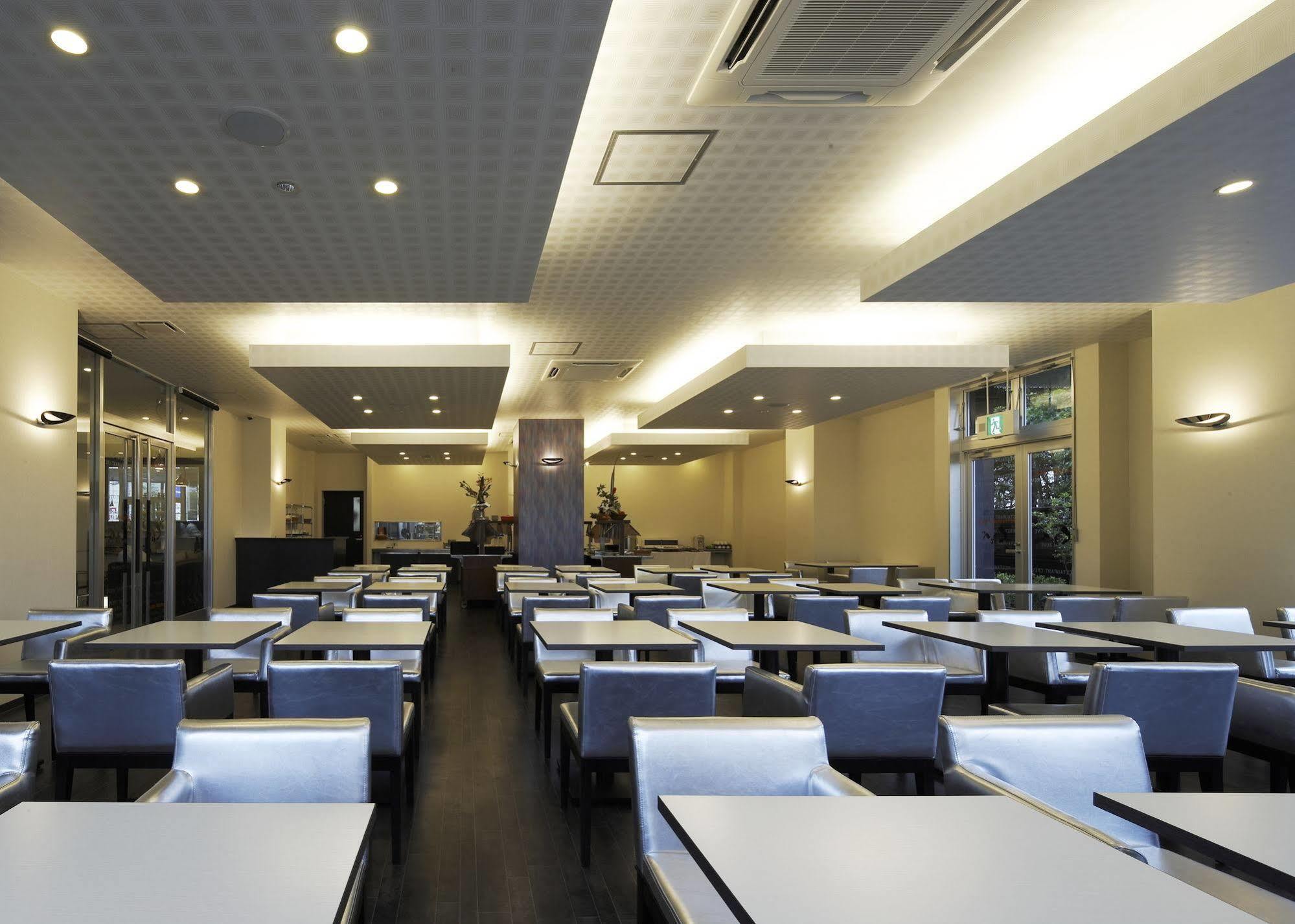 Green Rich Hotel Osaka Airport Ikeda  المظهر الخارجي الصورة