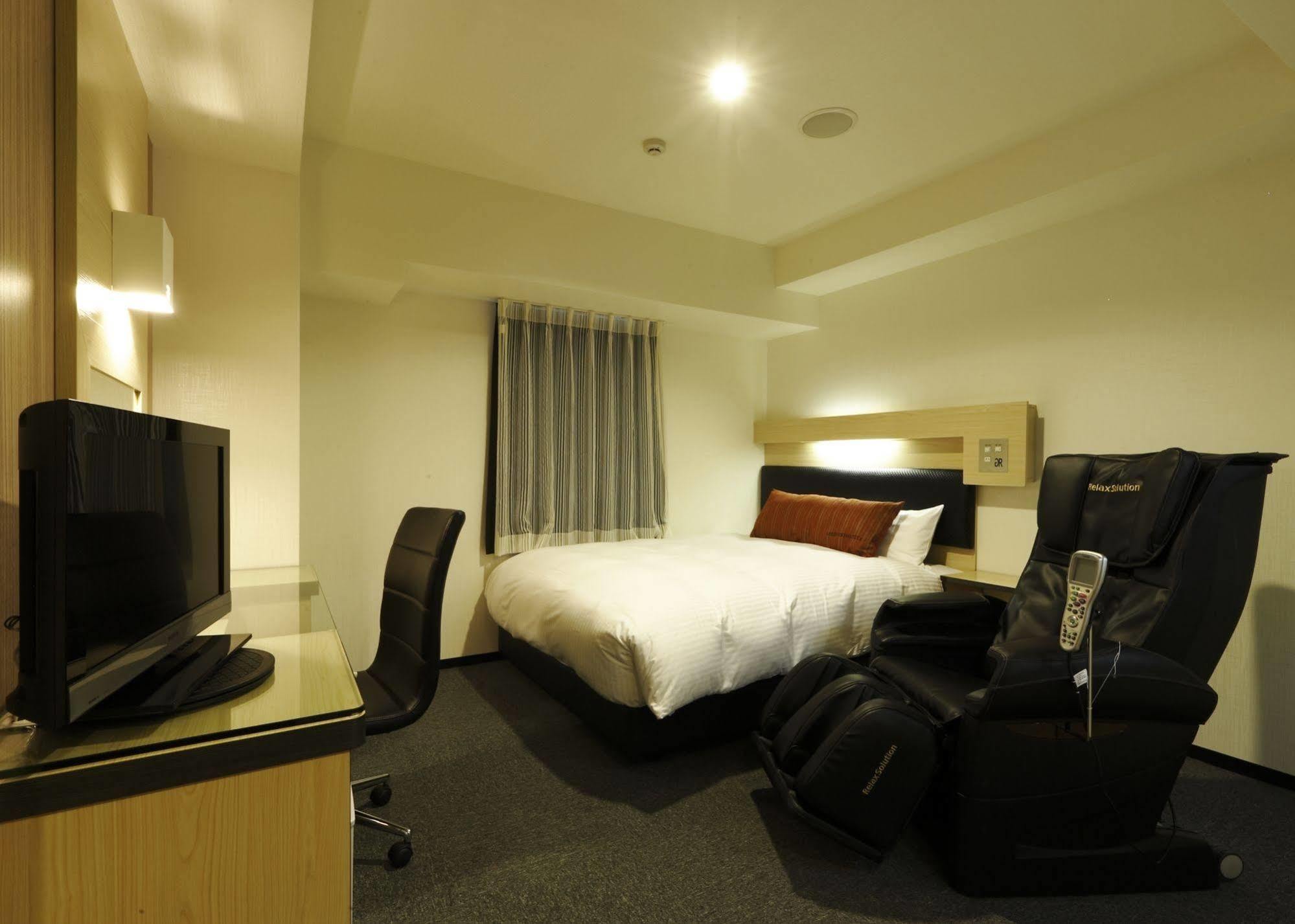 Green Rich Hotel Osaka Airport Ikeda  المظهر الخارجي الصورة